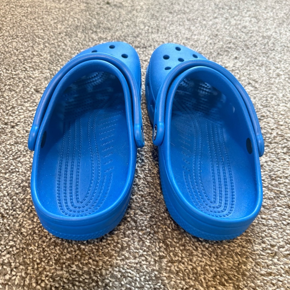 Crocs - Picture 3 of 4